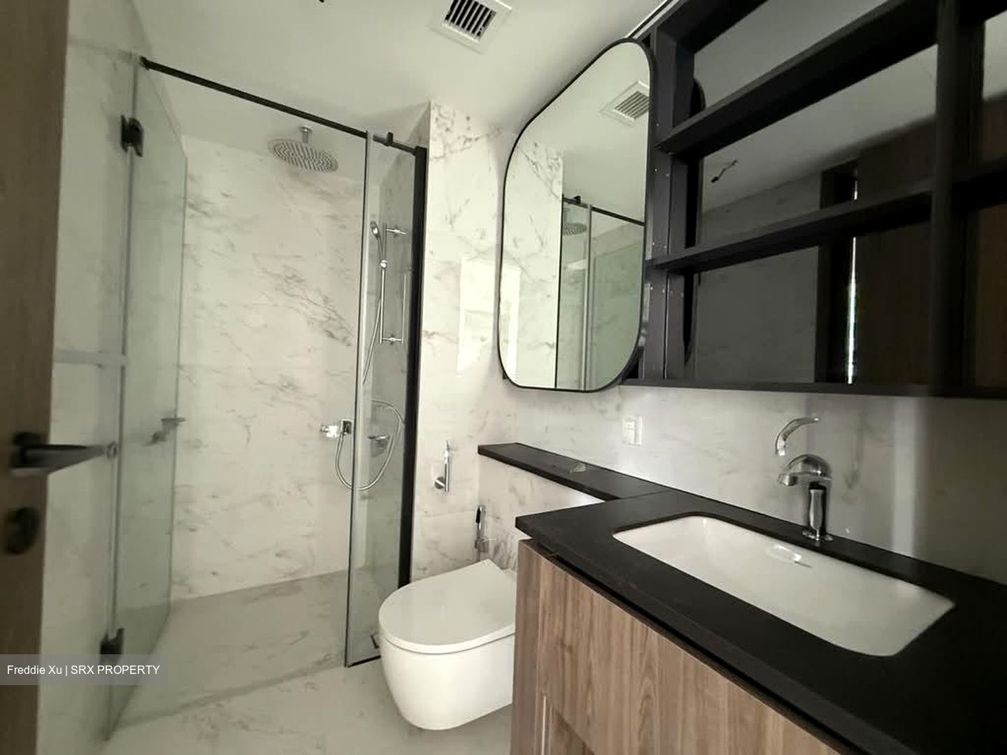 Tanah Merah Kechil Link (D16), Condominium #558484841